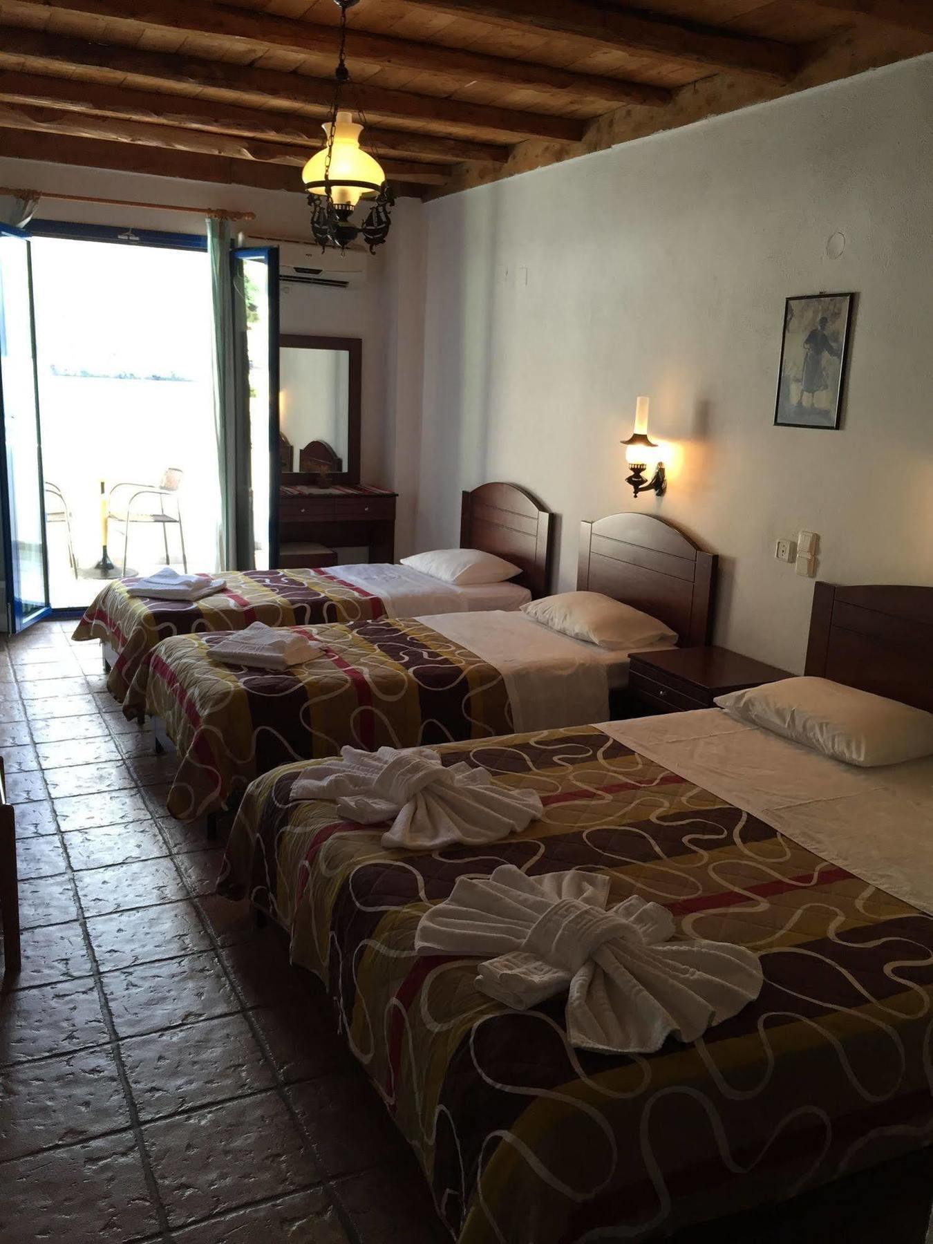 Daskalogiannis Hotel Loutro Exterior photo