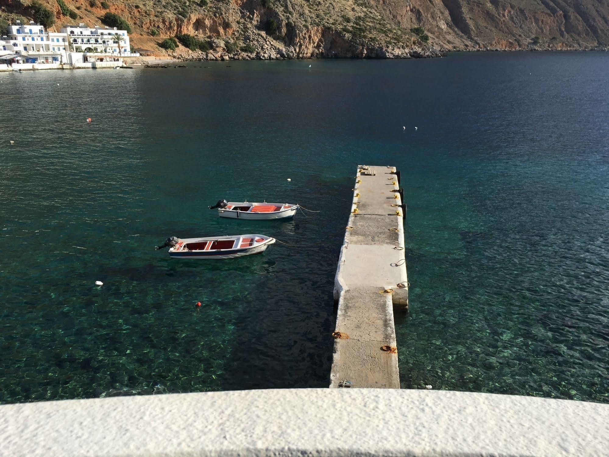 Daskalogiannis Hotel Loutro Exterior photo